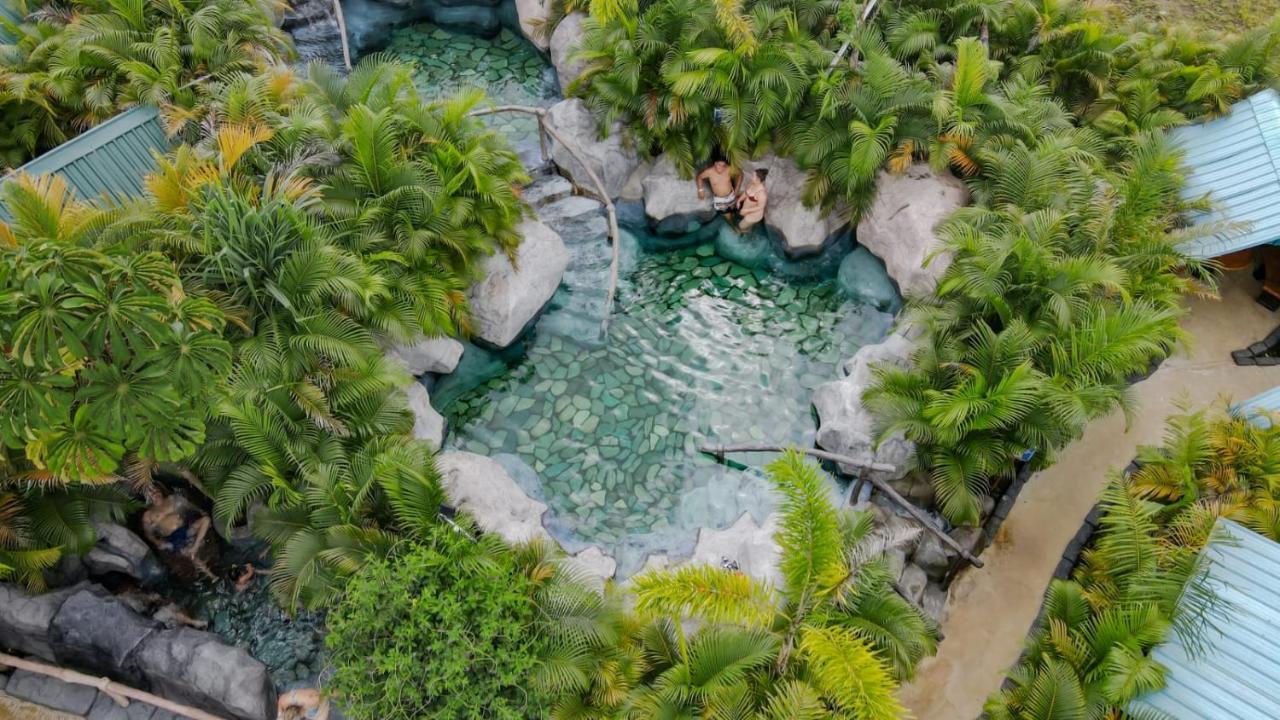 Relax Termalitas Hot Springs Hotel La Fortuna Bagian luar foto