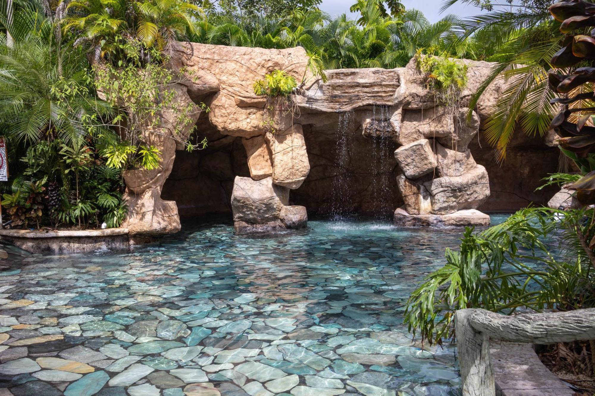 Relax Termalitas Hot Springs Hotel La Fortuna Bagian luar foto