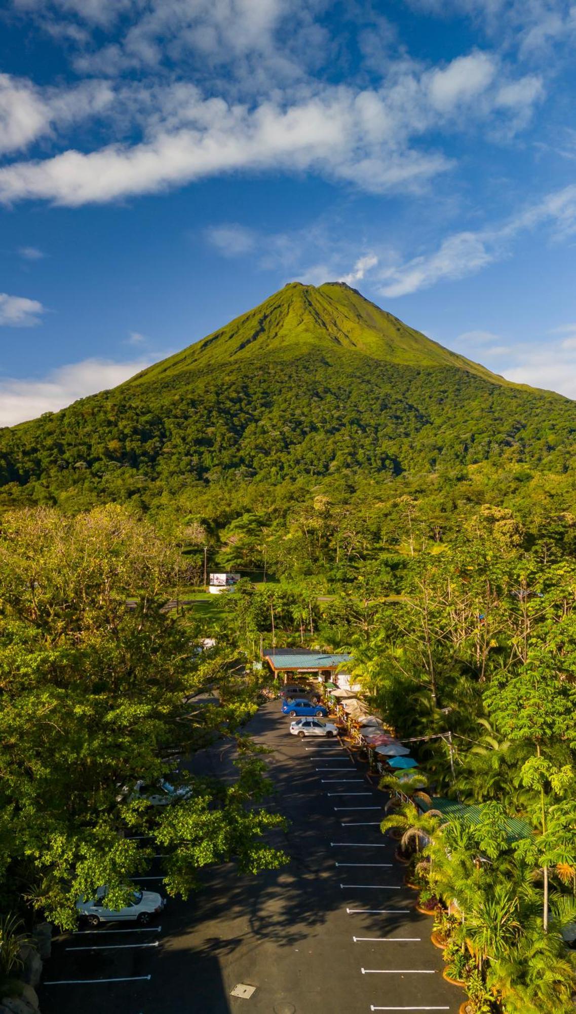 Relax Termalitas Hot Springs Hotel La Fortuna Bagian luar foto